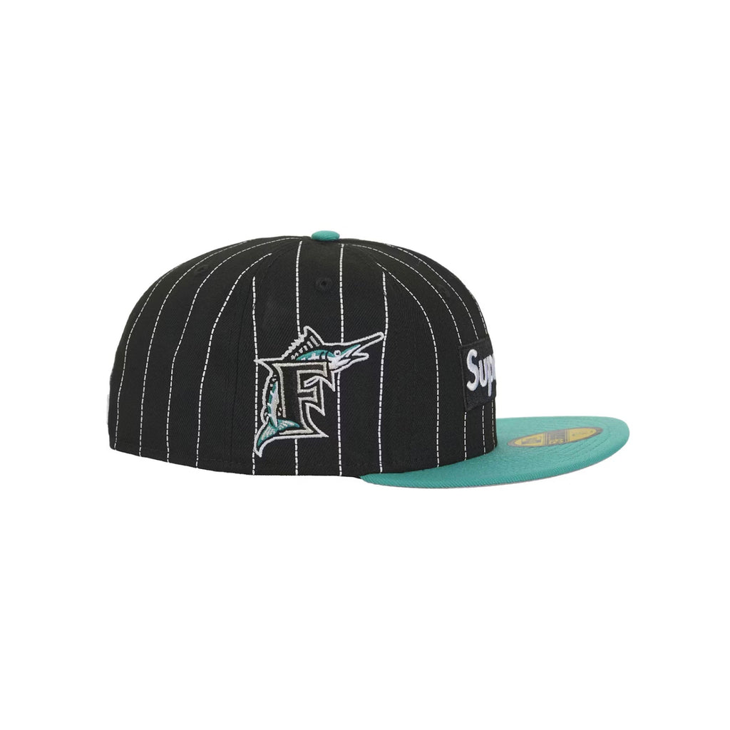 Supreme MLB Teams Box Logo New Era 59Fifty Cap Black Pinstripe