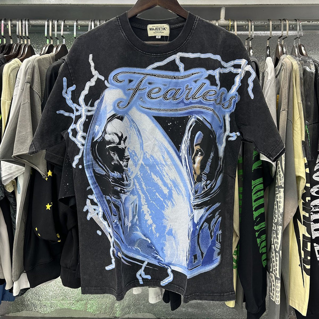 MAJESTIK Astronaut Skull Graphic T-Shirt — context