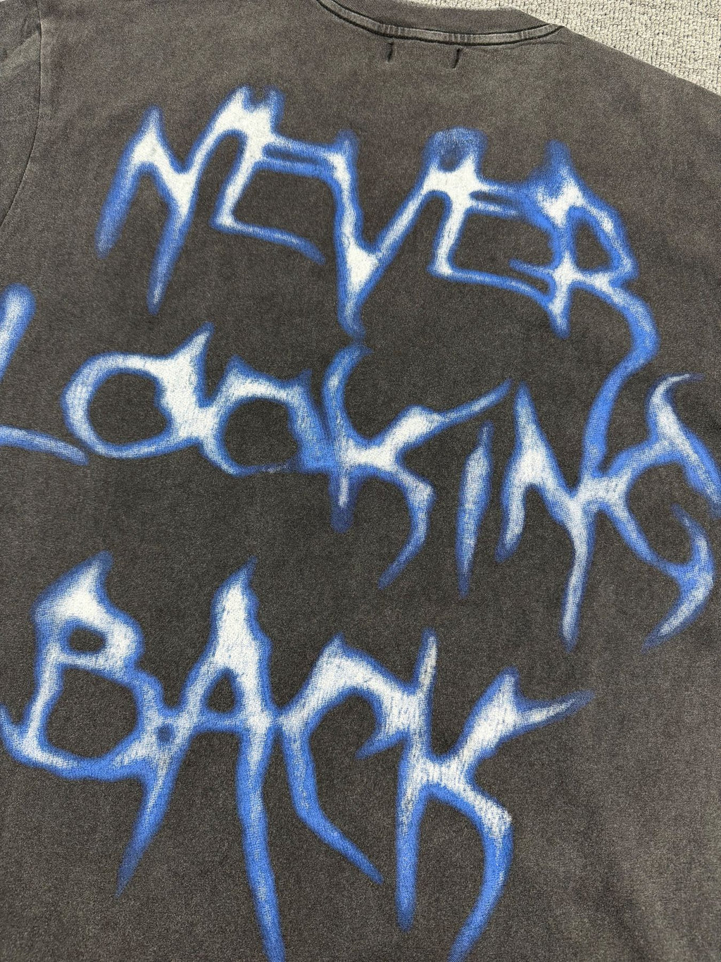 DUAA New Age Butterfly Graphic T-Shirt — detail