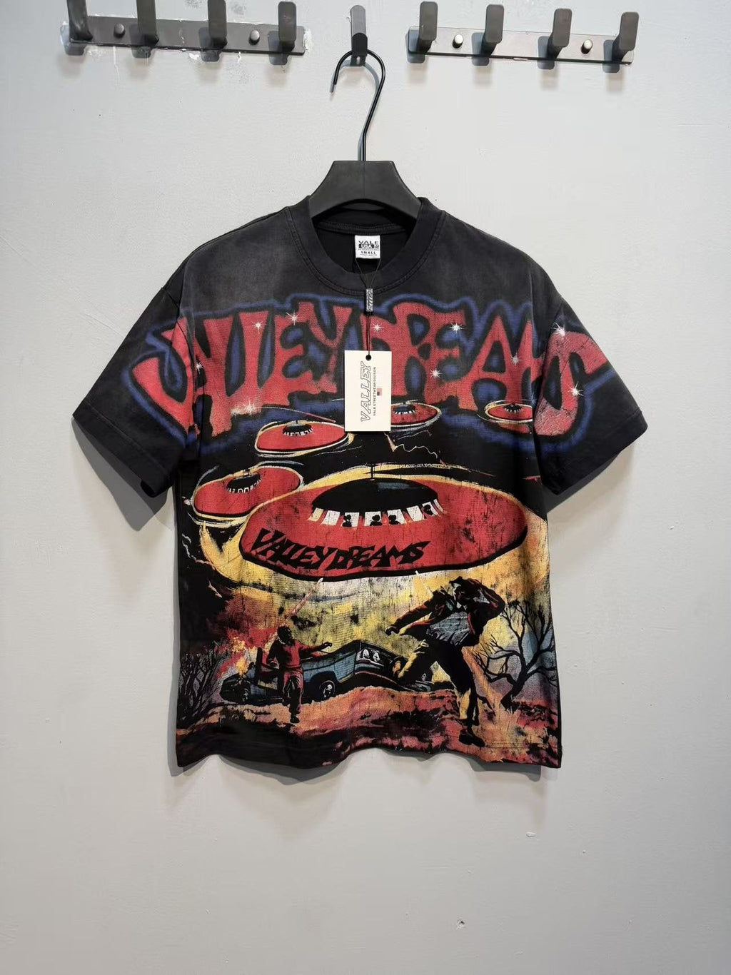 VALLEY UFO Graphic Washed Black T-Shirt — front