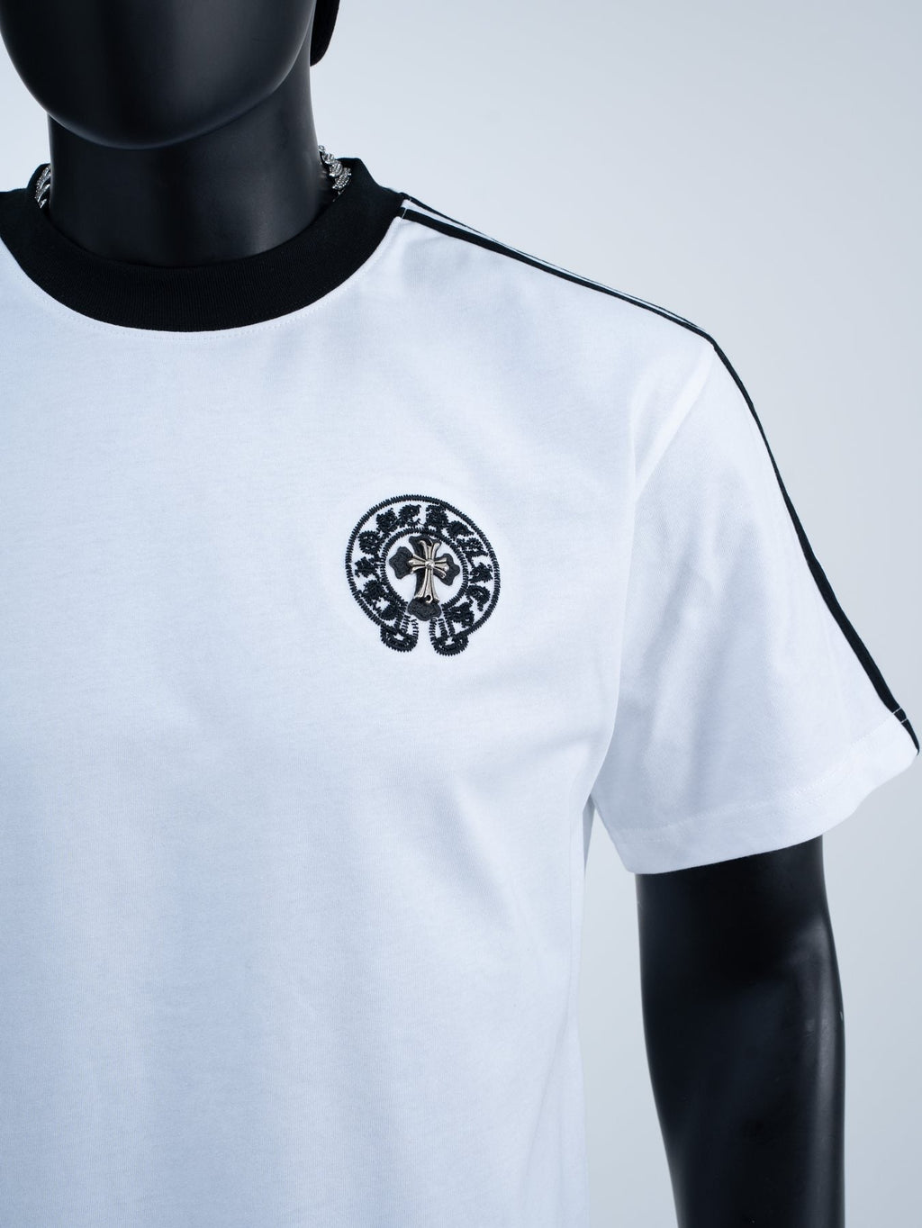 Chrome Hearts Horseshoe Cross Graphic T-Shirt — front